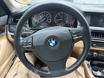2013 BMW 5 Series Sedan 535i - miniatura 19