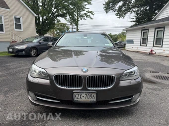 2013 BMW 5 Series Sedan 535i - miniatura 2