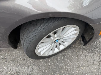 2013 BMW 5 Series Sedan 535i - miniatura 28