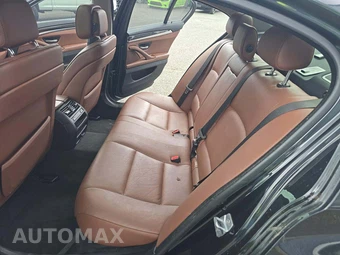 2013 BMW 5 Series Sedan 535i xDrive – miniatura 10