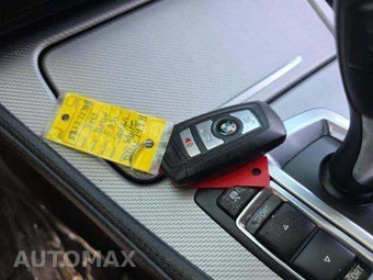 2013 BMW 5 Series Sedan 535i xDrive - miniatura 8