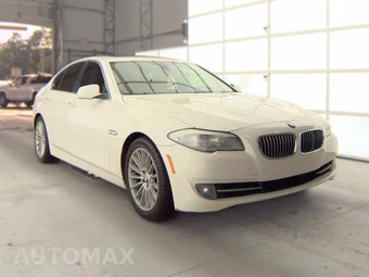 2013 BMW 5 Series Sedan 535i xDrive – miniatura 3