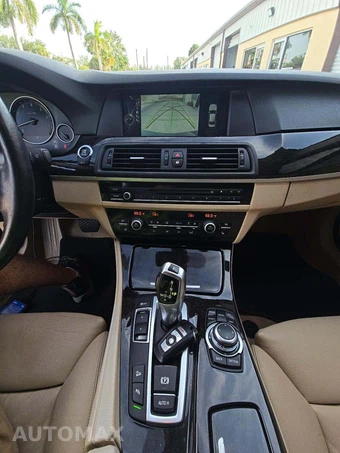 2013 BMW 5 Series Sedan 535i xDrive - miniatura 10