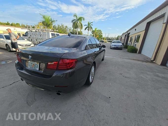 2013 BMW 5 Series Sedan 535i xDrive - miniatura 3