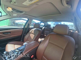 2013 BMW 5 Series Sedan 535i xDrive - miniatura 11