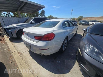 2013 BMW 6 Series Gran Coupe 640i Sedan - miniatura 3