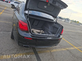 2013 BMW 7 Series Sedan 740Li xDrive - miniatura 16
