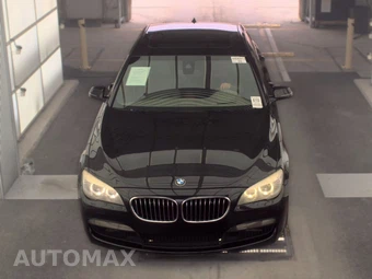 2013 BMW 7 Series Sedan 740Li xDrive - miniatura 2