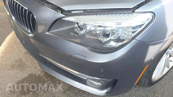 2013 BMW 7 Series Sedan 750i - miniatura 23