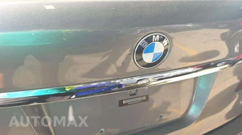 2013 BMW 7 Series Sedan 750i - miniatura 30
