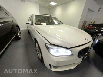 2013 BMW 7 Series Sedan 750i xDrive - miniatura 4