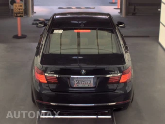 2013 BMW 7 Series Sedan 750i xDrive - miniatura 5