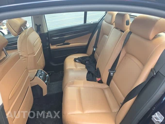 2013 BMW 7 Series Sedan 750i xDrive - miniatura 7