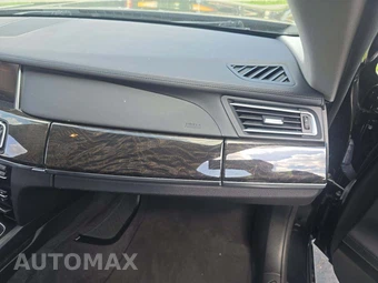 2013 BMW 7 Series Sedan 750Li xDrive - miniatura 19