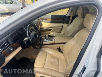 2013 BMW 7 Series Sedan 750Li xDrive - miniatura 11