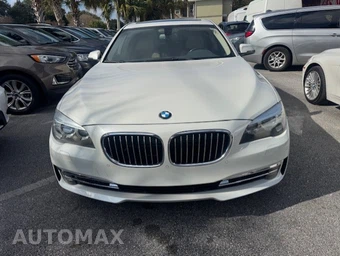 2013 BMW 7 Series Sedan 750Li xDrive - miniatura 2