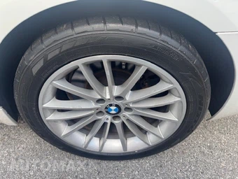 2013 BMW 7 Series Sedan 750Li xDrive - miniatura 8