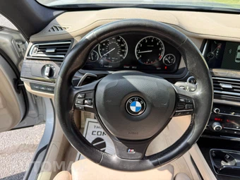 2013 BMW 7 Series Sedan 750Li xDrive - miniatura 12
