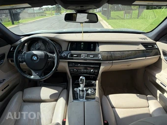 2013 BMW 7 Series Sedan 750Li xDrive - miniatura 14