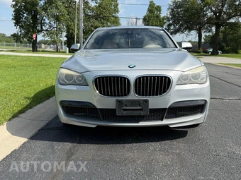 2013 BMW 7 Series Sedan 750Li xDrive - miniatura 2