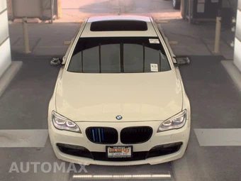 2013 BMW 7 Series Sedan 750Li xDrive - miniatura 2