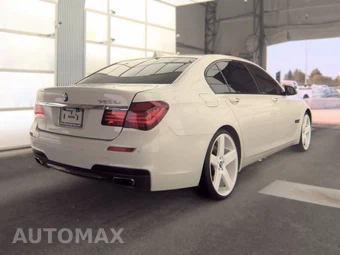 2013 BMW 7 Series Sedan 750Li xDrive - miniatura 4