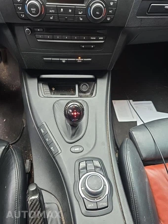 2013 BMW M3 Coupe - miniatura 27