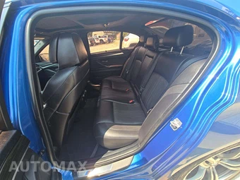 2013 BMW M5 Sedan - miniatura 14