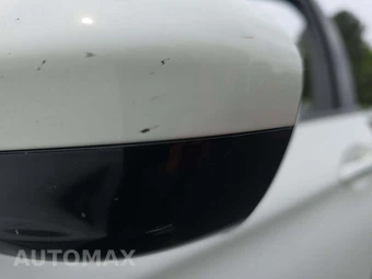 2013 BMW M5 Sedan - miniatura 24
