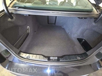 2013 BMW M5 Sedan - miniatura 11