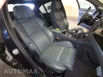2013 BMW M5 Sedan - miniatura 15