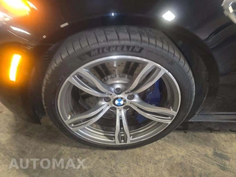 2013 BMW M5 Sedan - miniatura 20