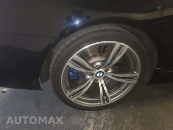 2013 BMW M5 Sedan - miniatura 26