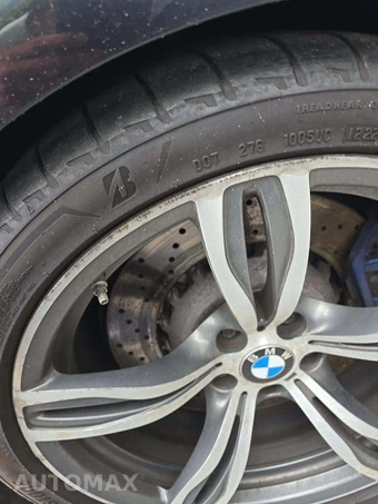 2013 BMW M5 Sedan - miniatura 21