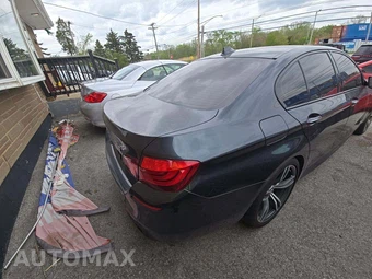 2013 BMW M5 Sedan - miniatura 3