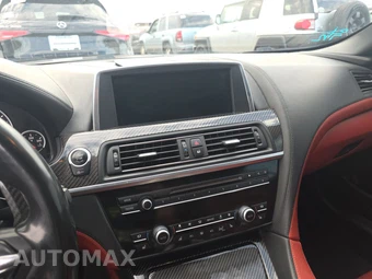 2013 BMW M6 Convertible - miniatura 11