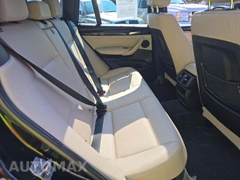 2013 BMW X3 Sports Activity Vehicle xDrive28i – miniatura 16