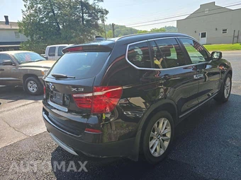 2013 BMW X3 Sports Activity Vehicle xDrive28i – miniatura 3