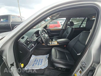 2013 BMW X3 Sports Activity Vehicle xDrive28i – miniatura 7