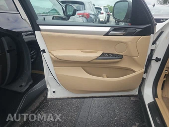 2013 BMW X3 Sports Activity Vehicle xDrive28i – miniatura 9