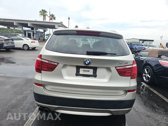 2013 BMW X3 Sports Activity Vehicle xDrive28i – miniatura 5