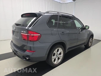 2013 BMW X5 Sports Activity Vehicle xDrive35i - miniatura 4