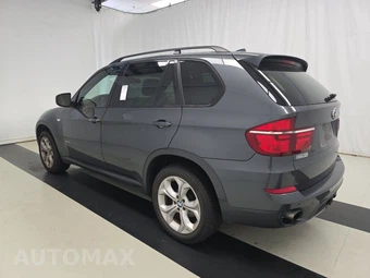 2013 BMW X5 Sports Activity Vehicle xDrive35i - miniatura 6