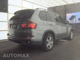 2013 BMW X5 Sports Activity Vehicle xDrive35i - miniatura 4
