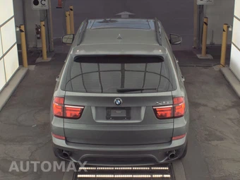 2013 BMW X5 Sports Activity Vehicle xDrive35i - miniatura 5