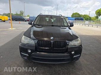 2013 BMW X5 Sports Activity Vehicle xDrive35i Premium - miniatura 2