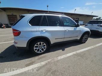 2013 BMW X5 Sports Activity Vehicle xDrive35i Premium - miniatura 4