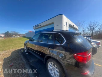 2013 BMW X5 Sports Activity Vehicle xDrive35i Premium - miniatura 4