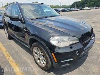 2013 BMW X5 Sports Activity Vehicle xDrive35i Premium - miniatura 3