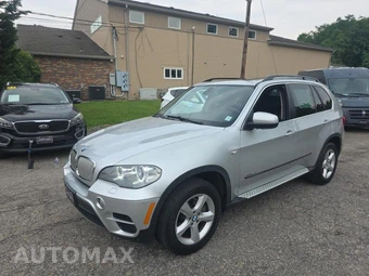 2013 BMW X5 Sports Activity Vehicle xDrive50i